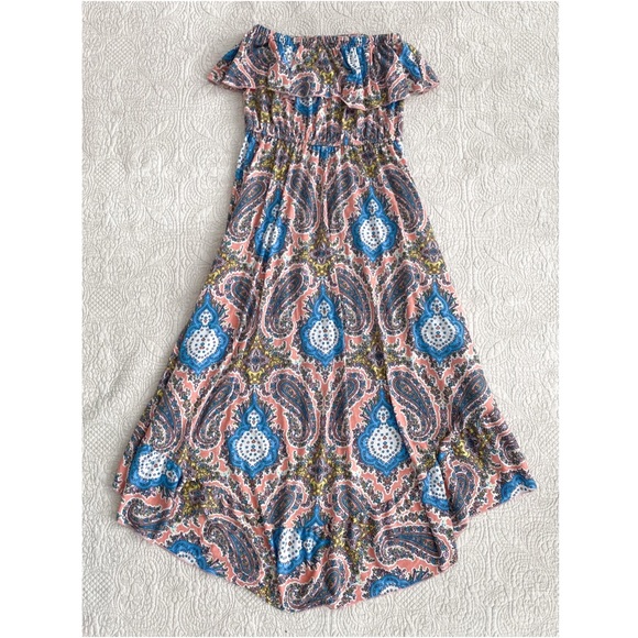 Flowy Sleeveless High-Low Dress - Picture 4 of 4